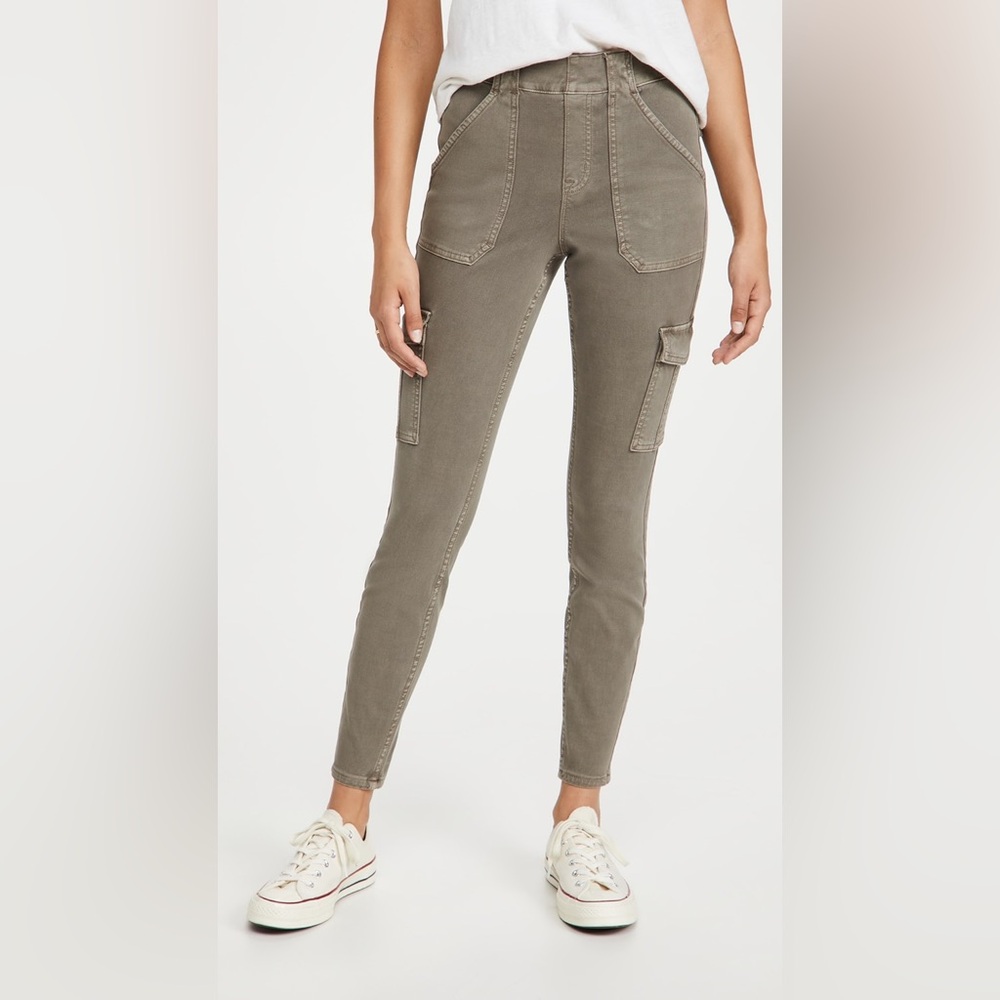 Spanx Stretch Twill Ankle Cargo Pant in Desert‎ Dune Size S